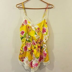 Yellow flower romper F21